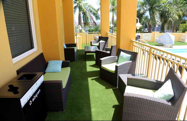 Boca Raton Fake Grass on Roof Decks, Terraces and Balconies
