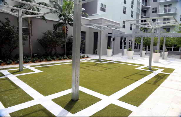 Landscaping and Lawns with Synthetic Turf - Jupiter Island FL