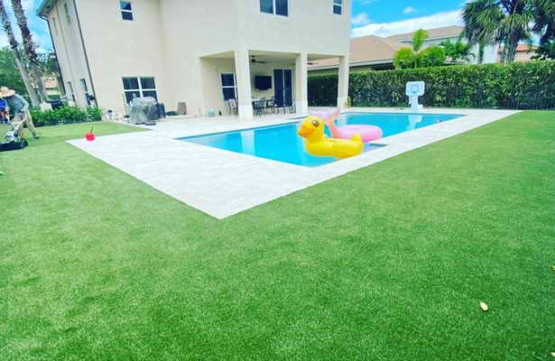 Synthetic turf Install & Maintenance for lawns and landscaping in South Florida