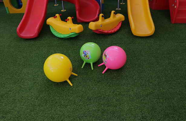 Artificial grass for kids play area in Florida