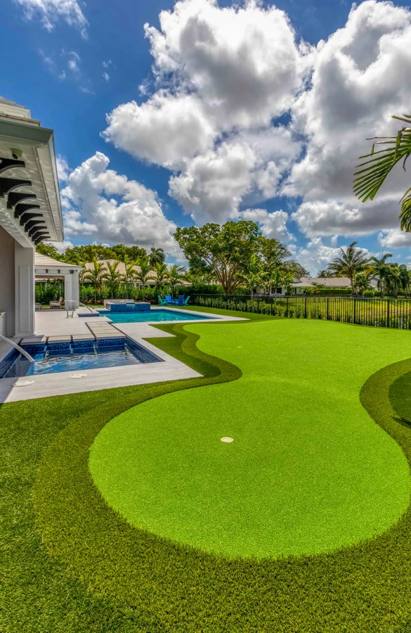 Great Poolside Turf System in South Florida